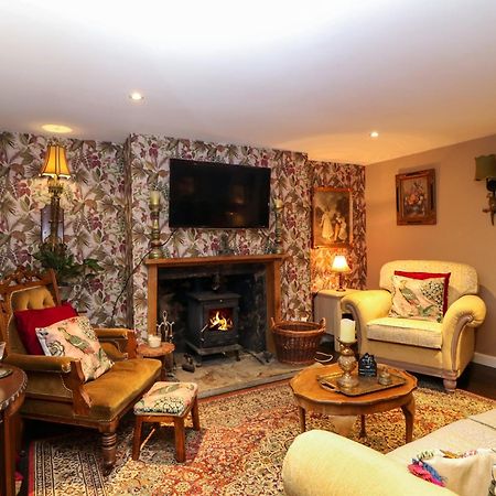 Wonderland Cottage Cupar Exterior photo